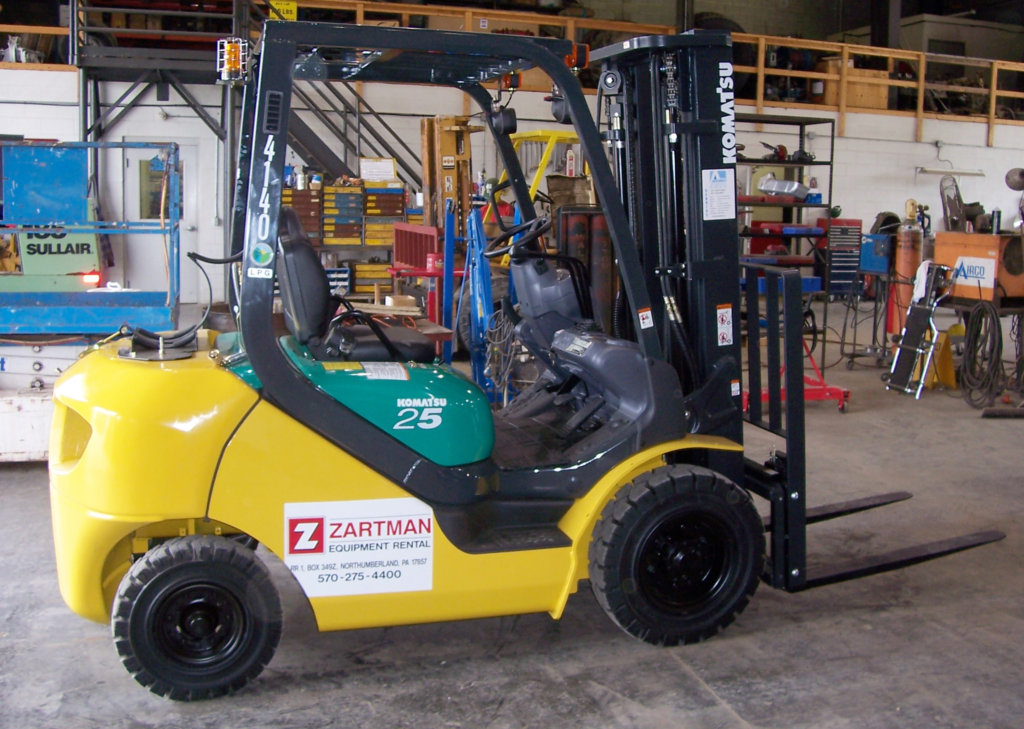 Zartman Construction's forklift rentals range in reach and capacity, so we can give you the most cost-effective option for your project.