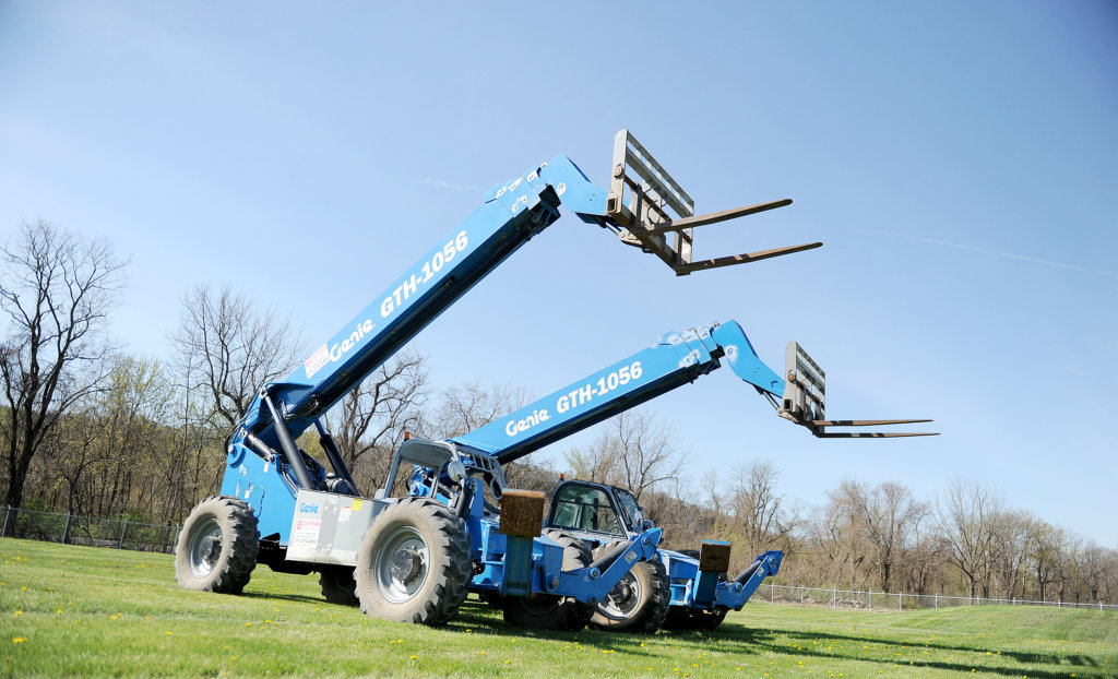 Zartman Construction's forklift rentals range in reach and capacity, so we can give you the most cost-effective option for your project.